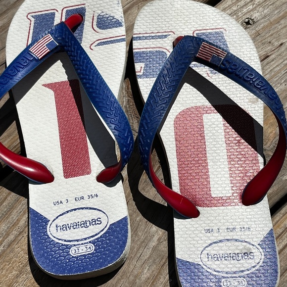 Lightly worn Havaianas - Picture 4 of 5
